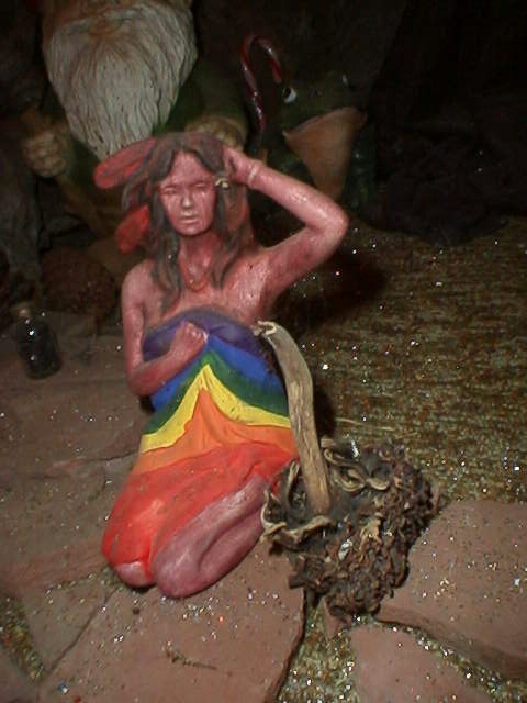 sep24^64.jpg (61950 bytes)